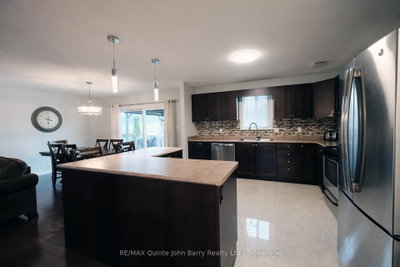 16566 Highway 2 • Trenton, ON photo 9