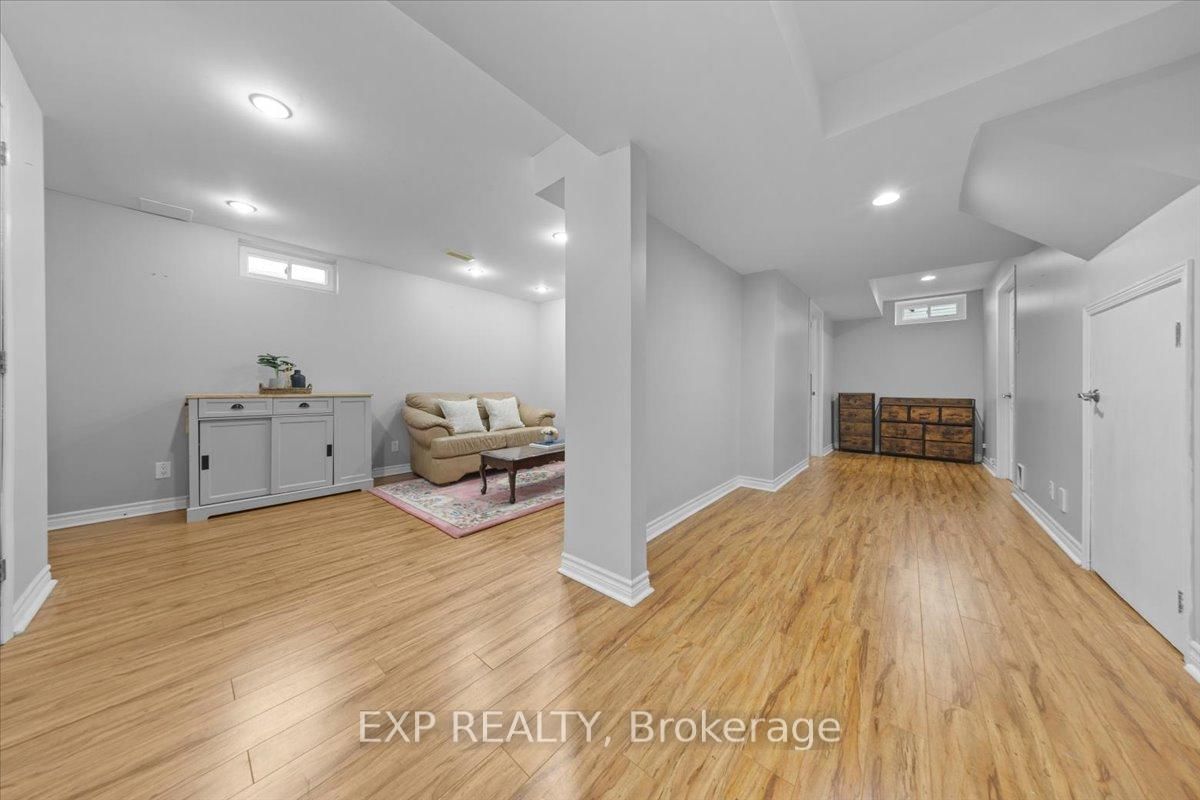 4 Bobcat Way • Ottawa, ON photo 27