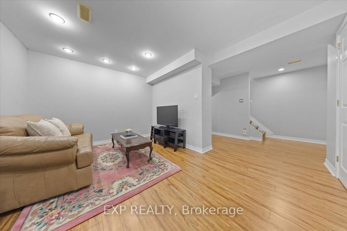 4 Bobcat Way • Ottawa, ON photo 28