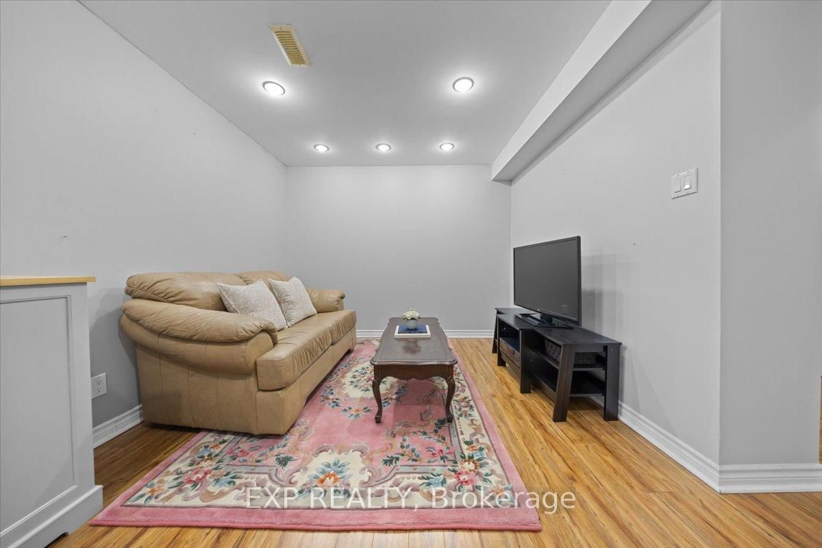 4 Bobcat Way • Ottawa, ON photo 29