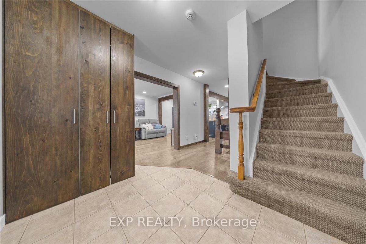 4 Bobcat Way • Ottawa, ON photo 4