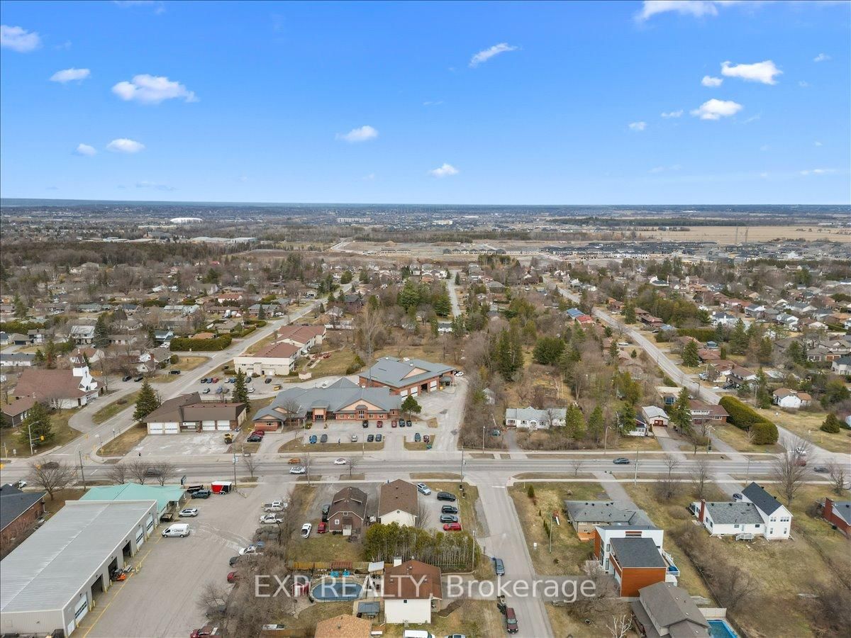 4 Bobcat Way • Ottawa, ON photo 45