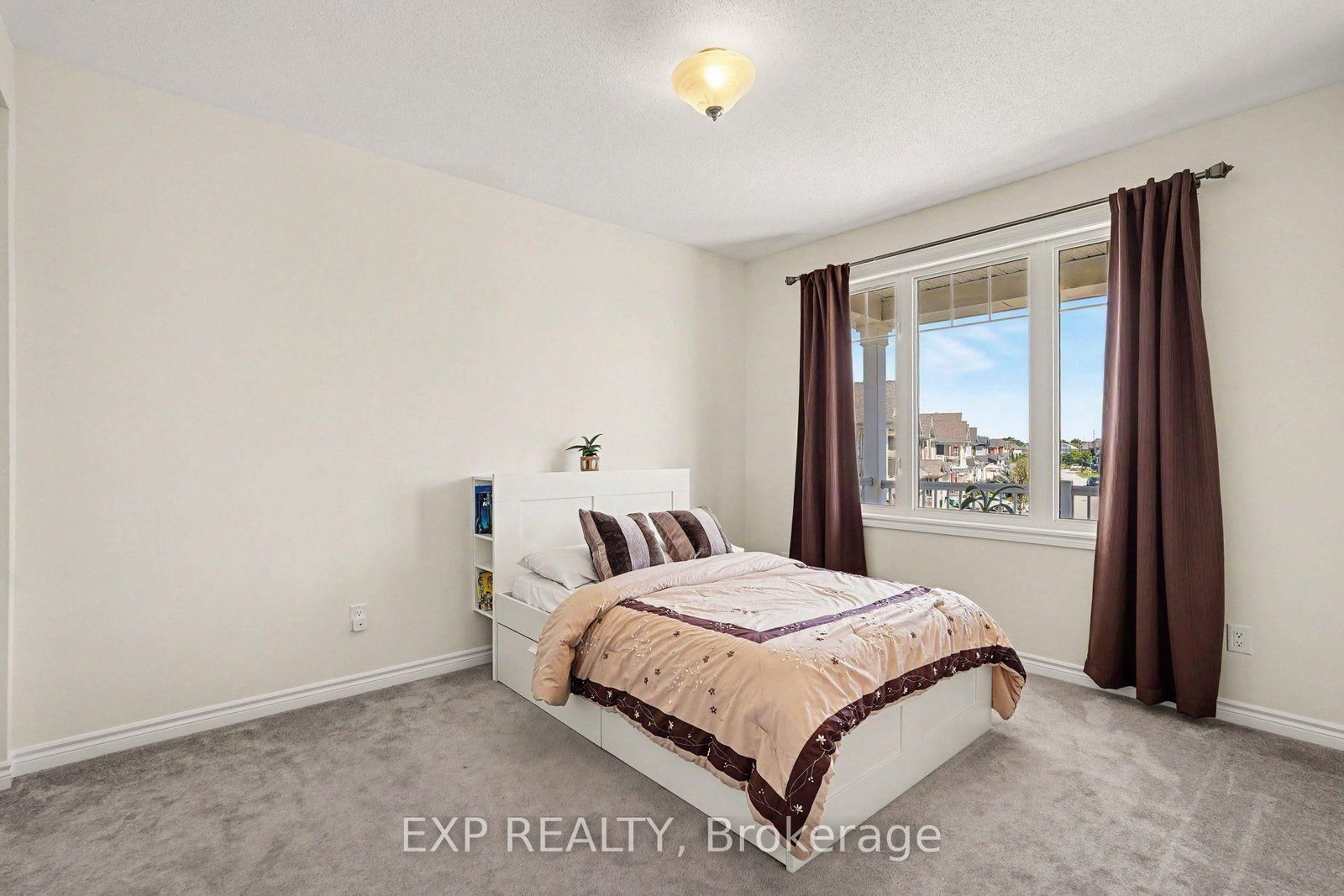 39 Pondhawk Way • Ottawa, ON photo 32