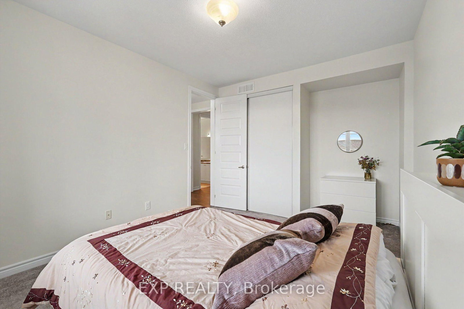 39 Pondhawk Way • Ottawa, ON photo 33