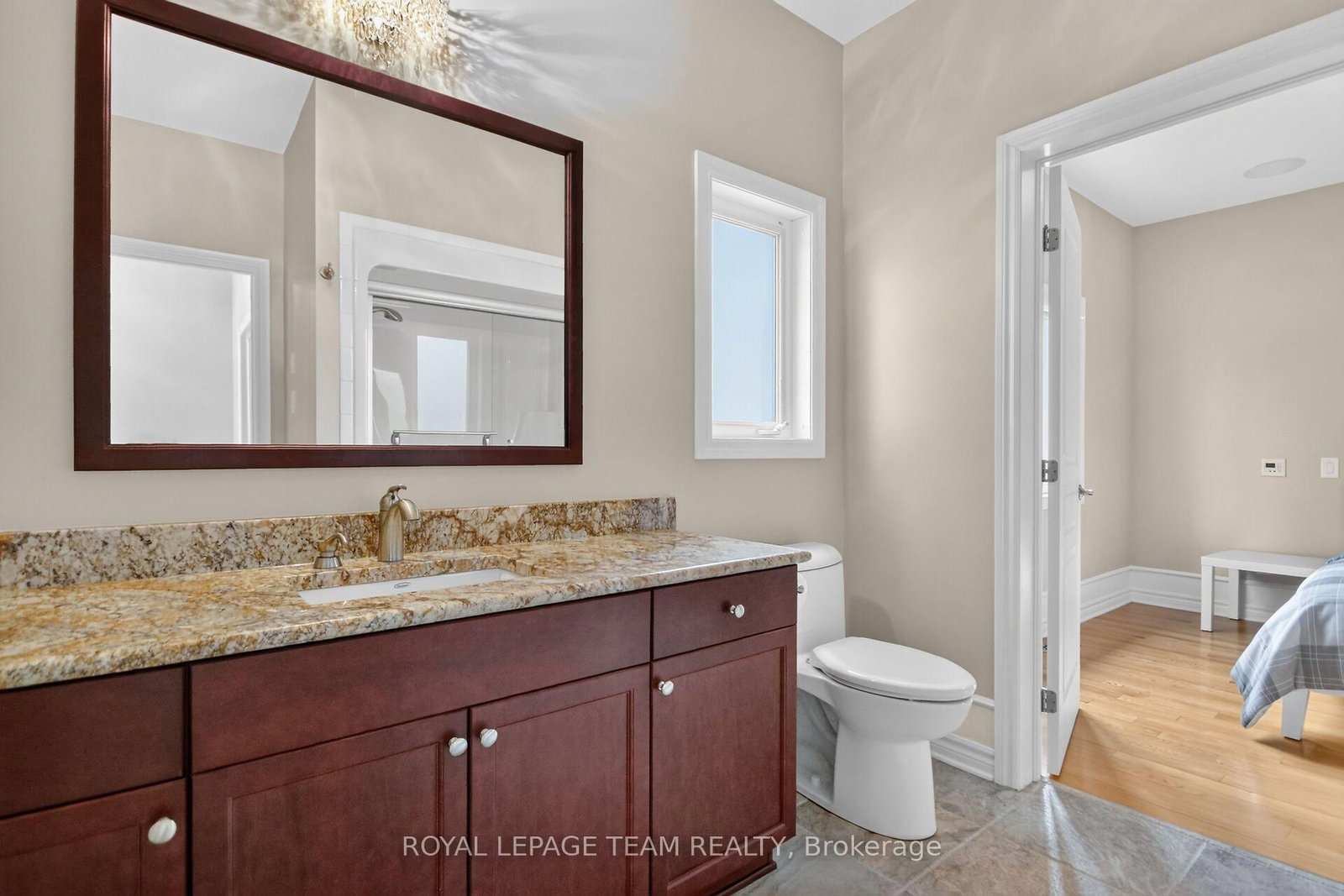 201 Trailgate Street • Ottawa, ON photo 28