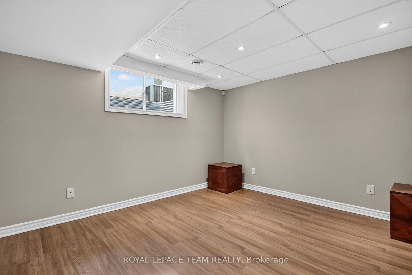 201 Trailgate Street • Ottawa, ON photo 33