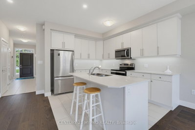 1375 Whetherfield Street • #48 • London North, ON photo 9