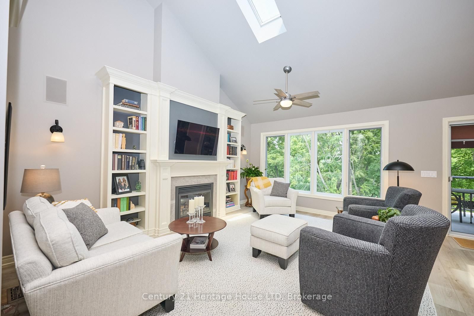 14 Tulip Tree Common • St. Catharines, ON photo 12