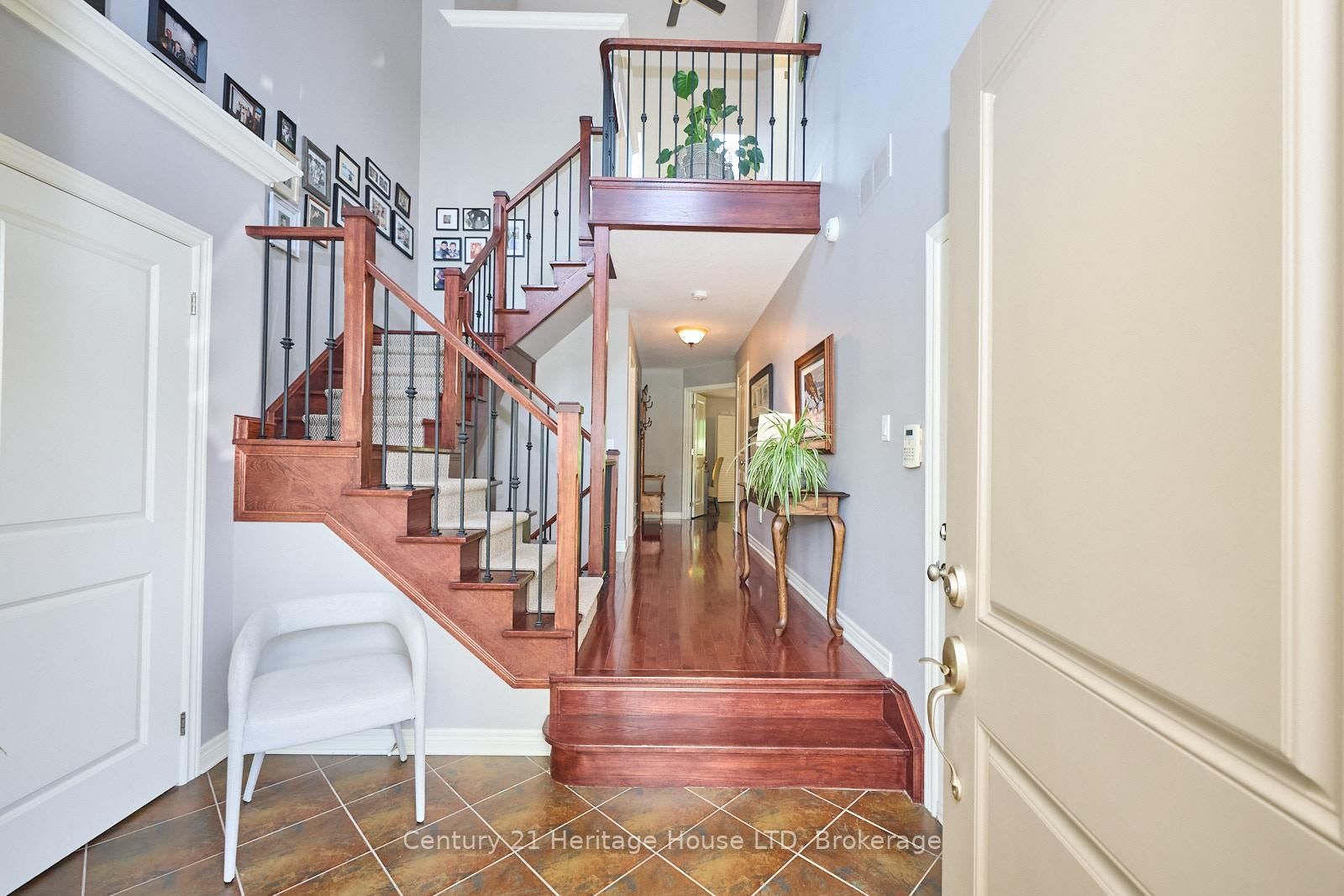 14 Tulip Tree Common • St. Catharines, ON photo 6