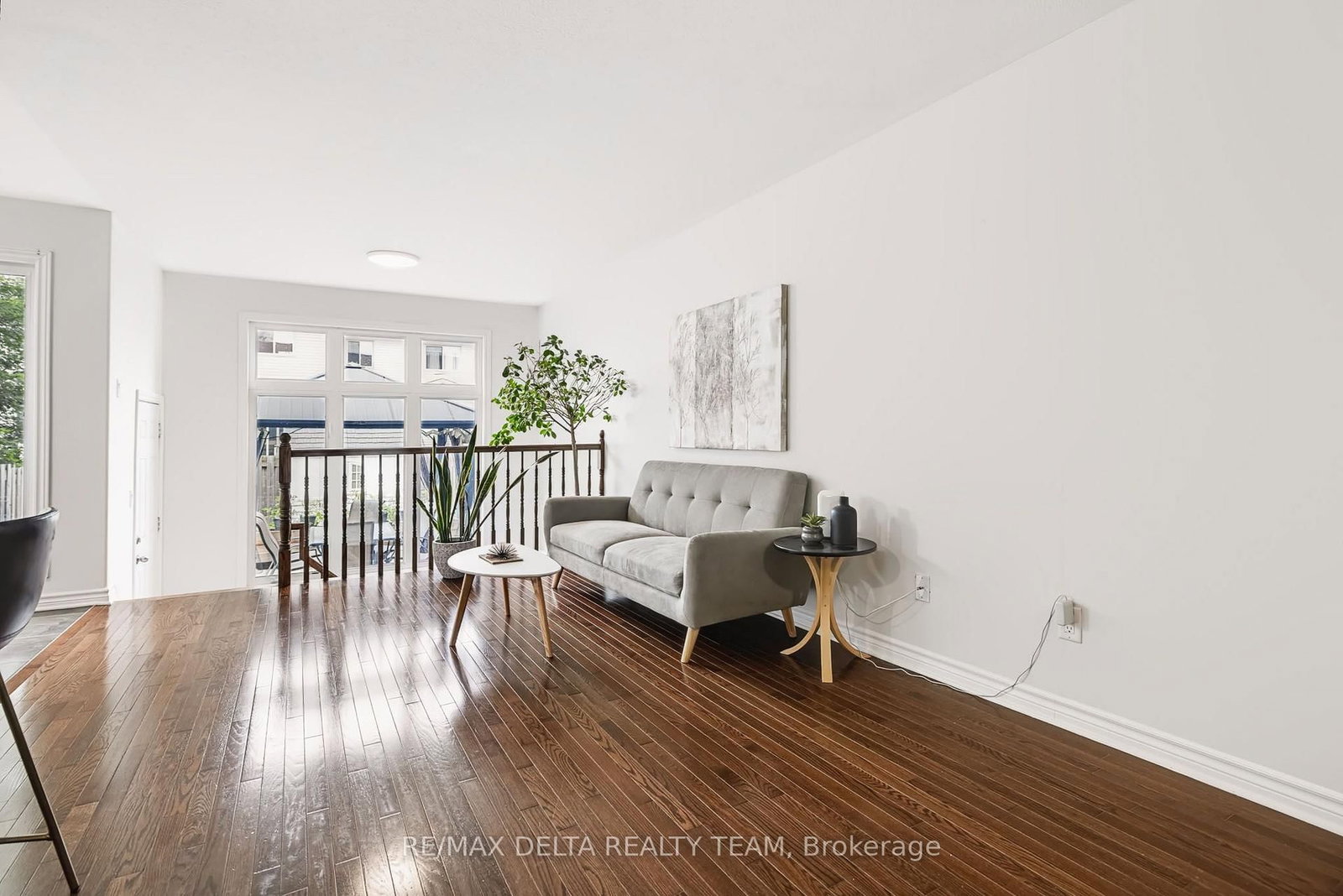 616 Spikemoss Place • Ottawa, ON photo 4