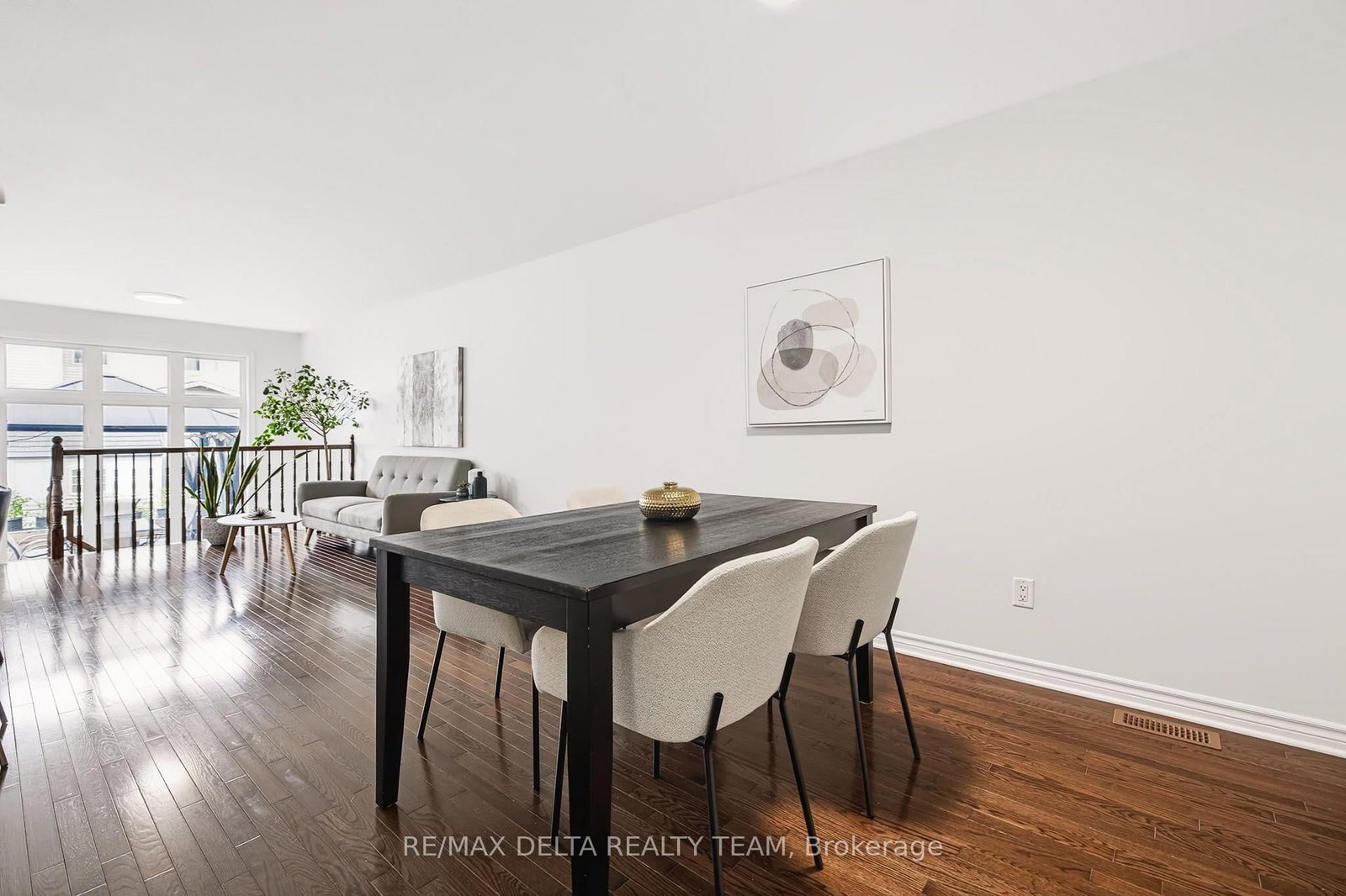 616 Spikemoss Place • Ottawa, ON photo 6