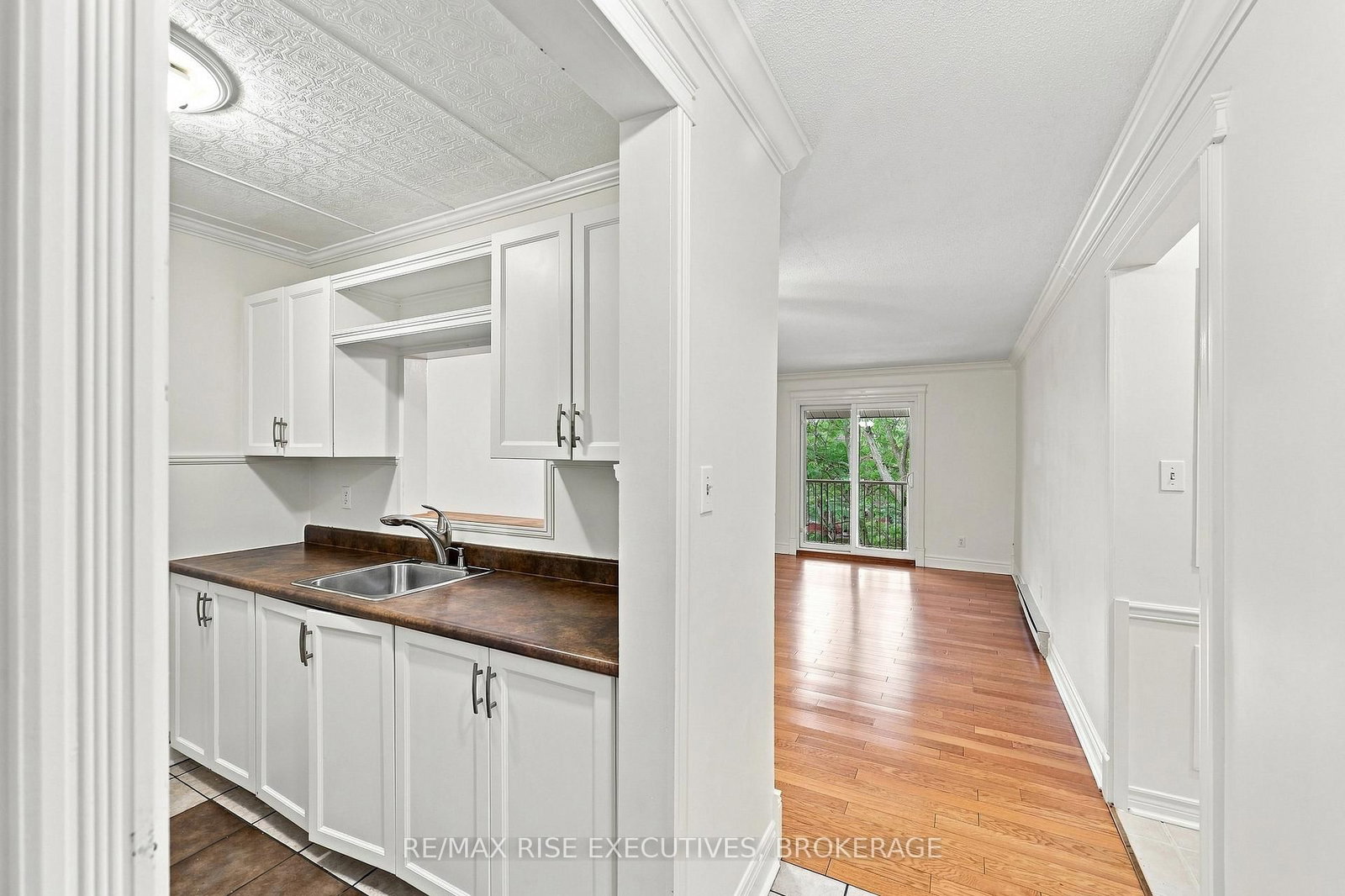 561 Armstrong Road • #305 • Kingston, ON photo 12