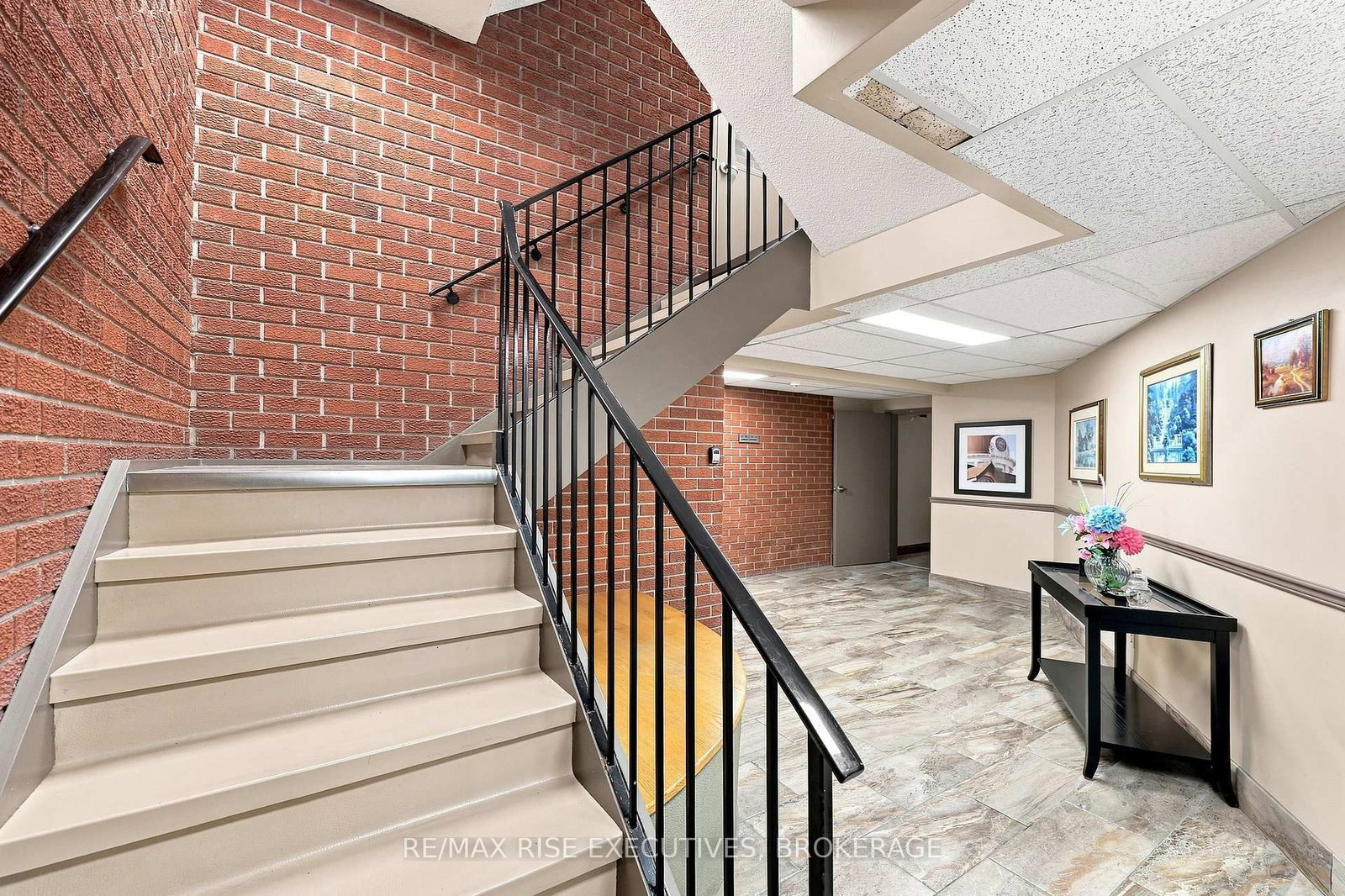561 Armstrong Road • #305 • Kingston, ON photo 9