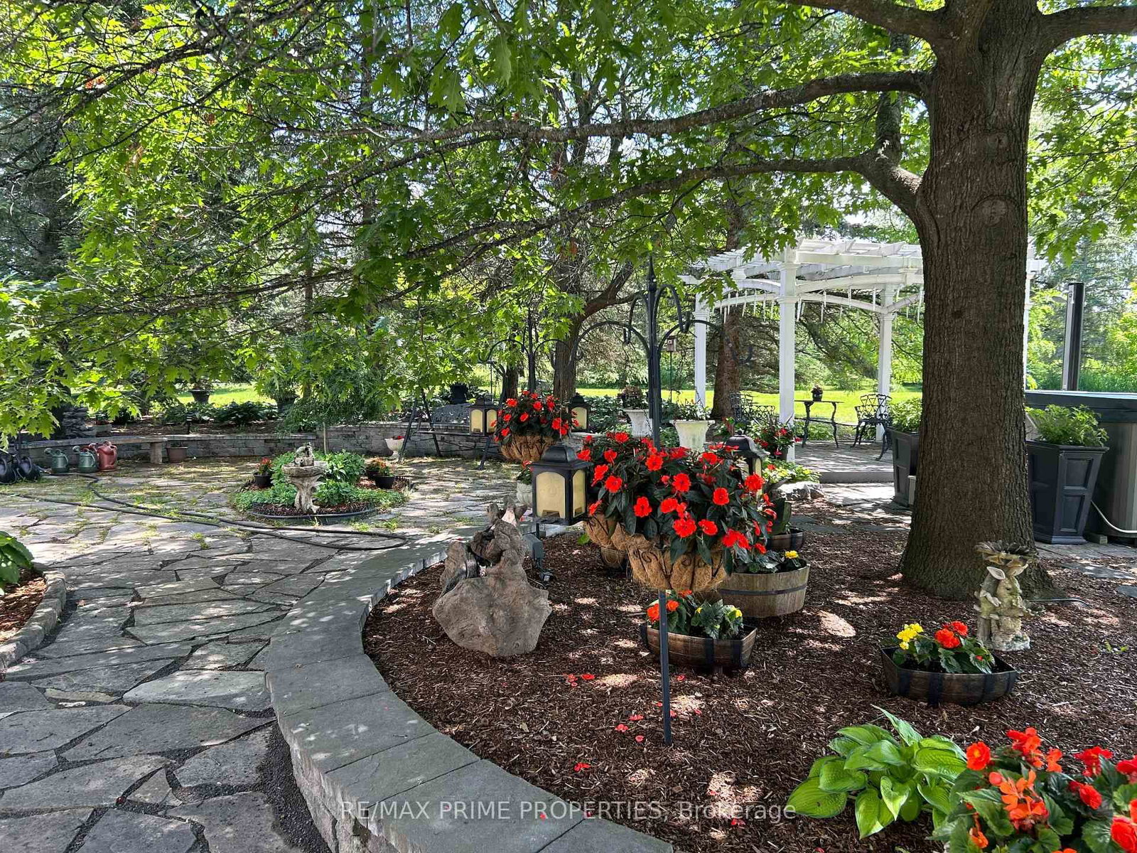 1530 Royal Orchard Drive • Ottawa, ON photo 32