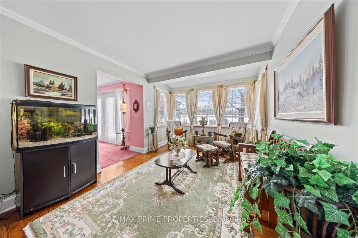 1530 Royal Orchard Drive • Ottawa, ON photo 6