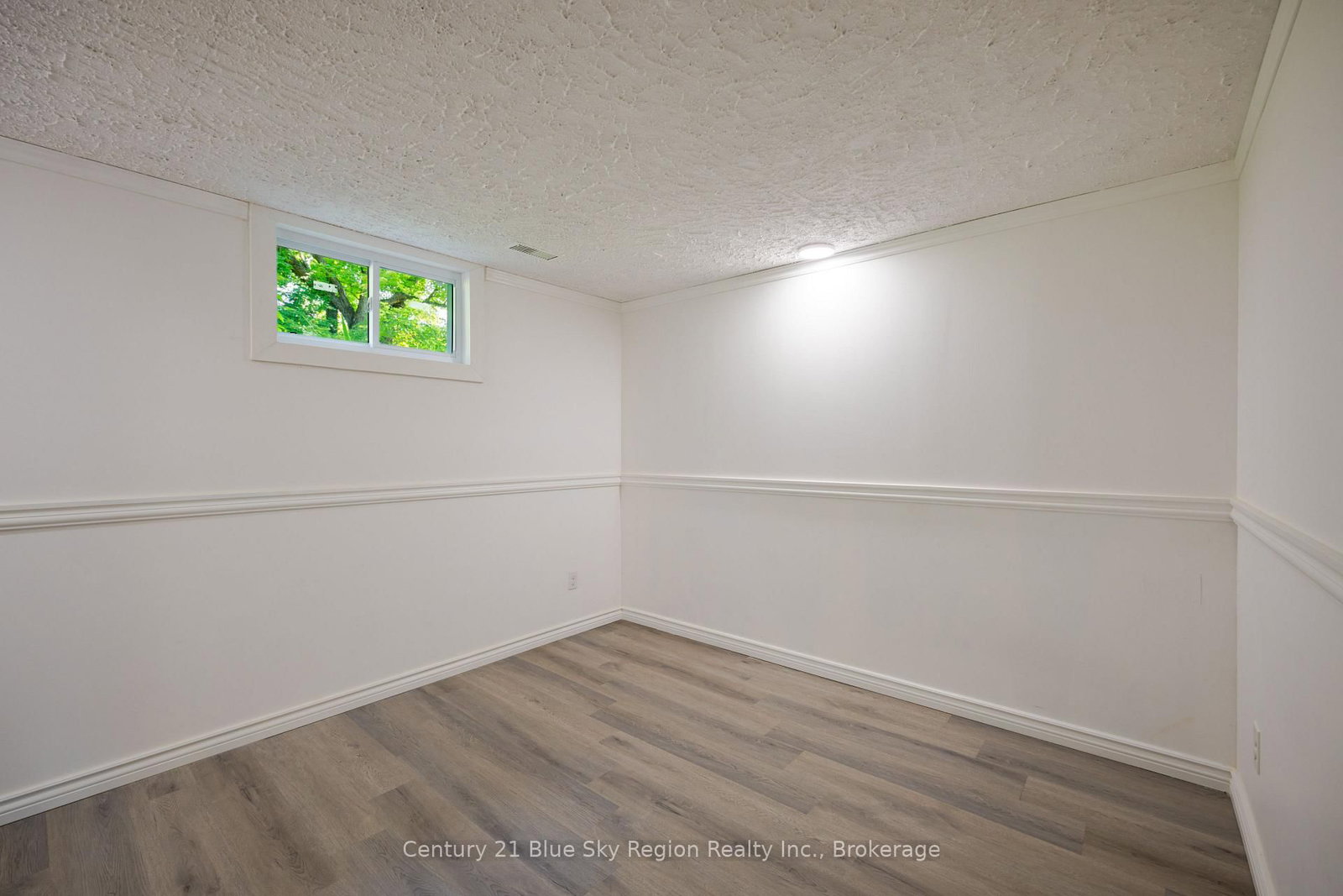 1351 Village Road • East Ferris, ON photo 27
