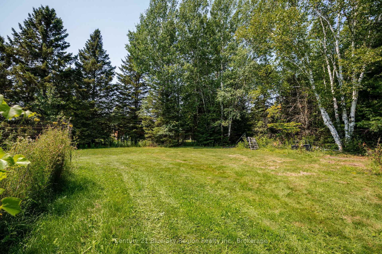 1351 Village Road • East Ferris, ON photo 40