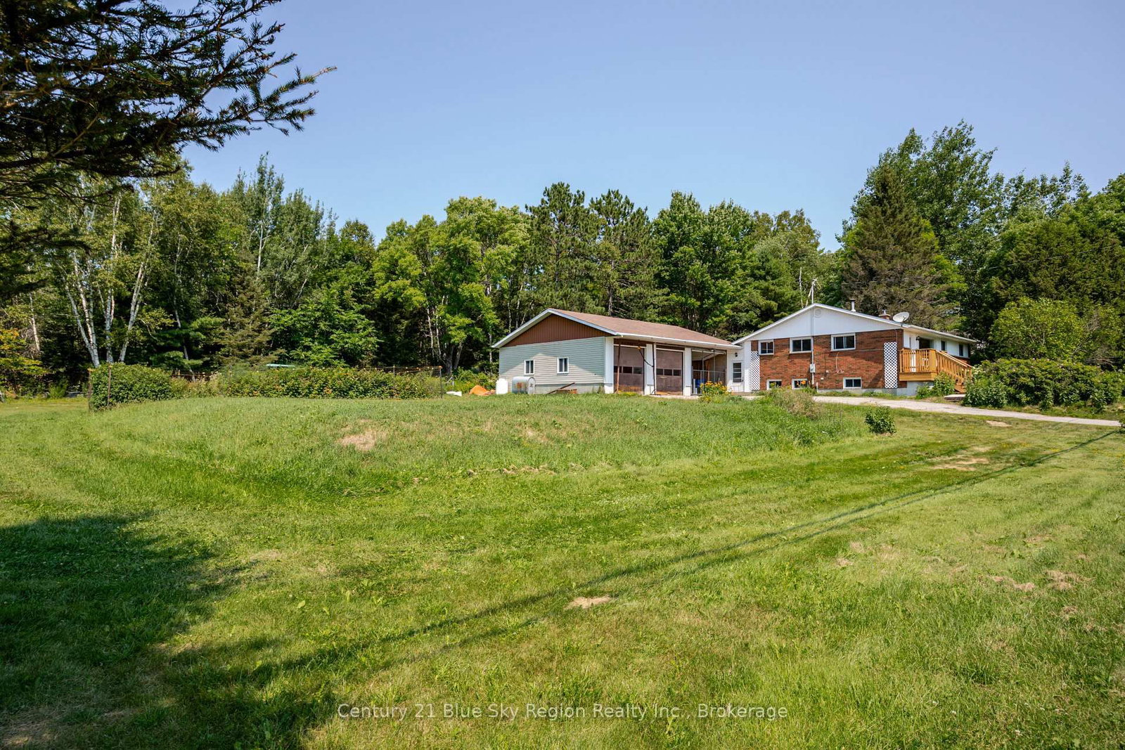 1351 Village Road • East Ferris, ON photo 41