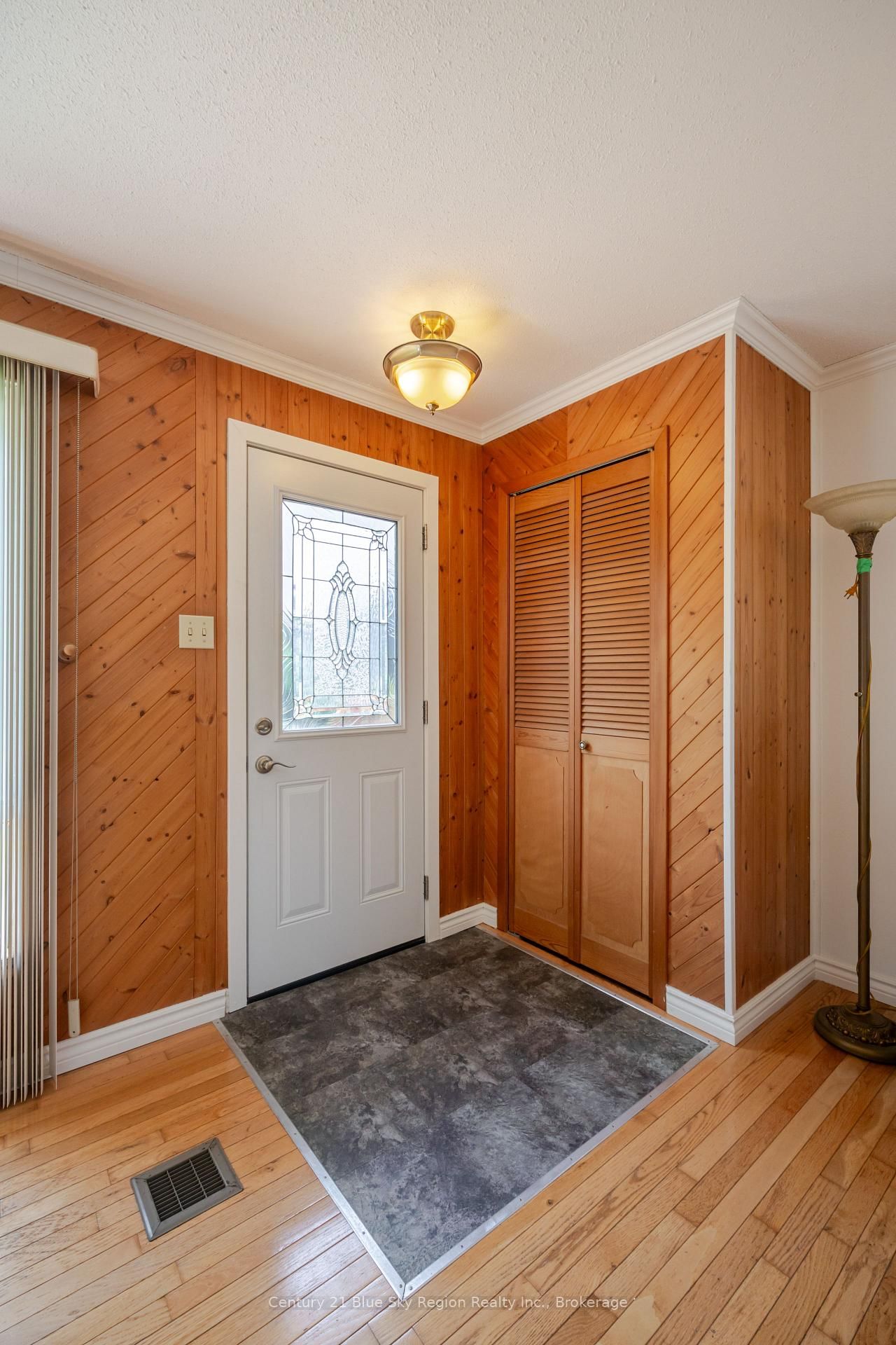 1351 Village Road • East Ferris, ON photo 5
