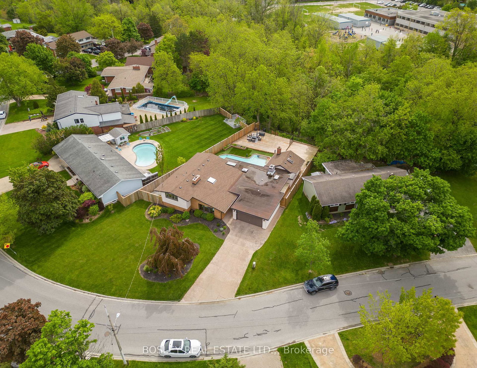 93 Riverview Boulevard • St. Catharines, ON photo 4