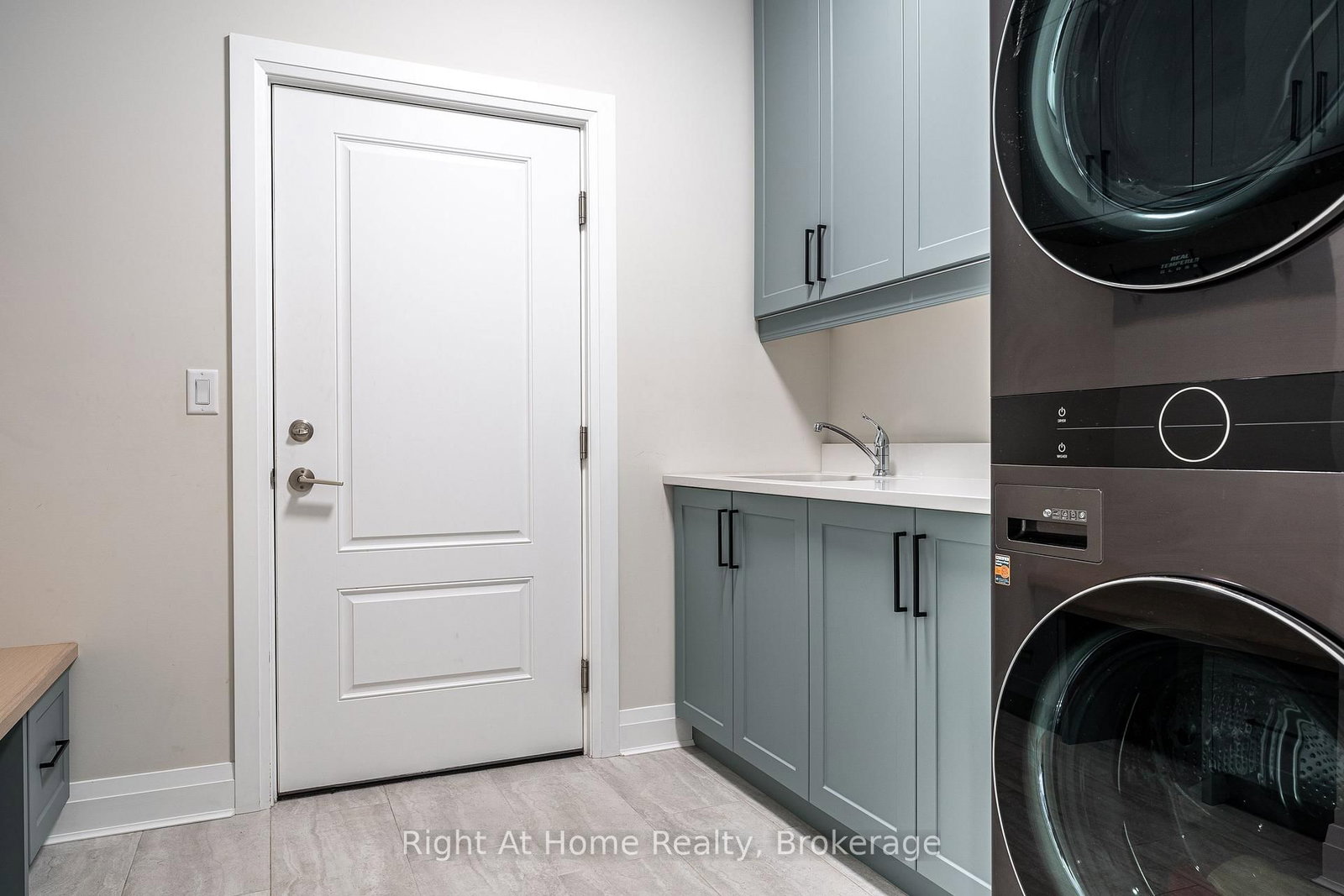 206 Orr Street • Stratford, ON photo 25