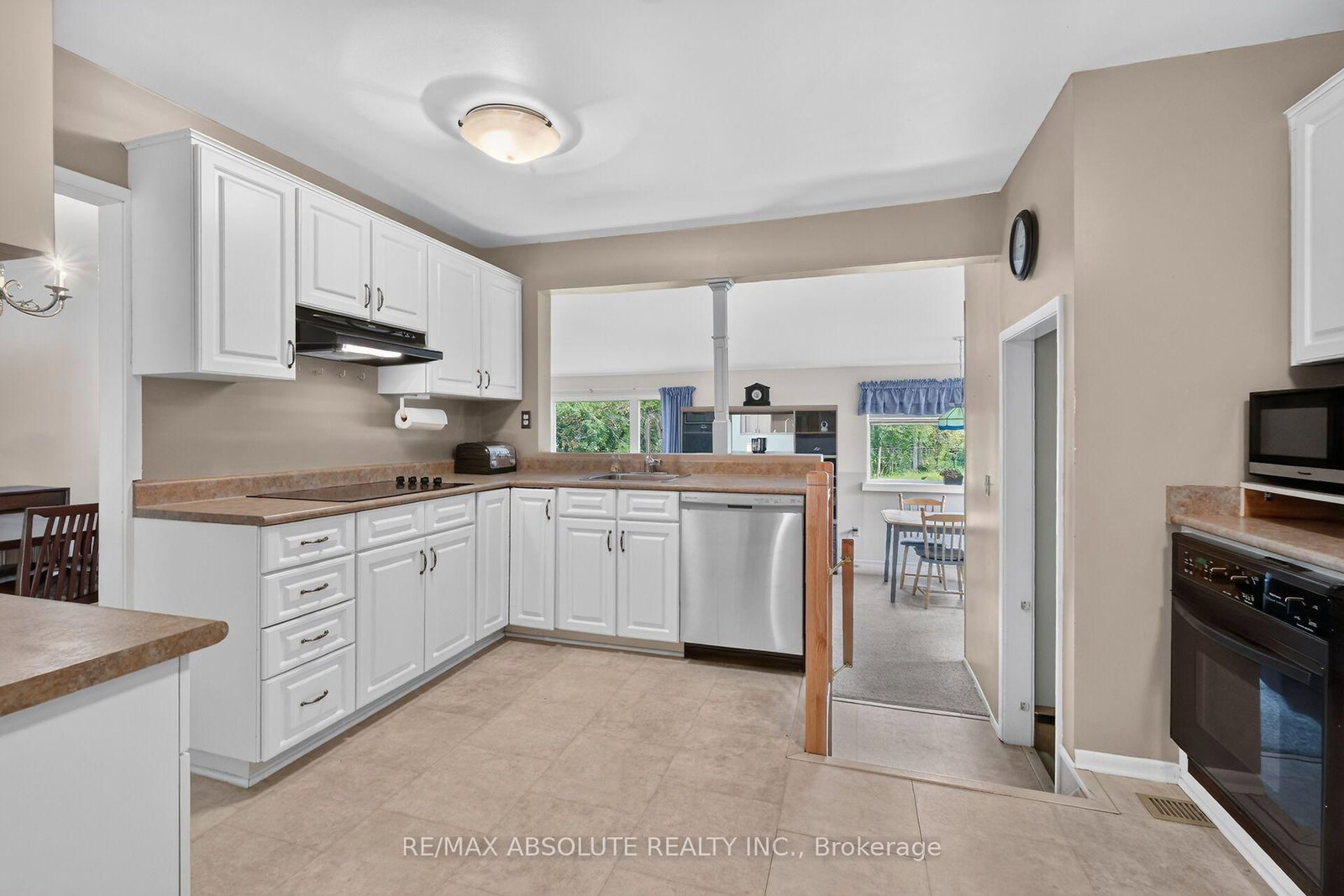 59 Evergreen Drive • Ottawa, ON photo 20