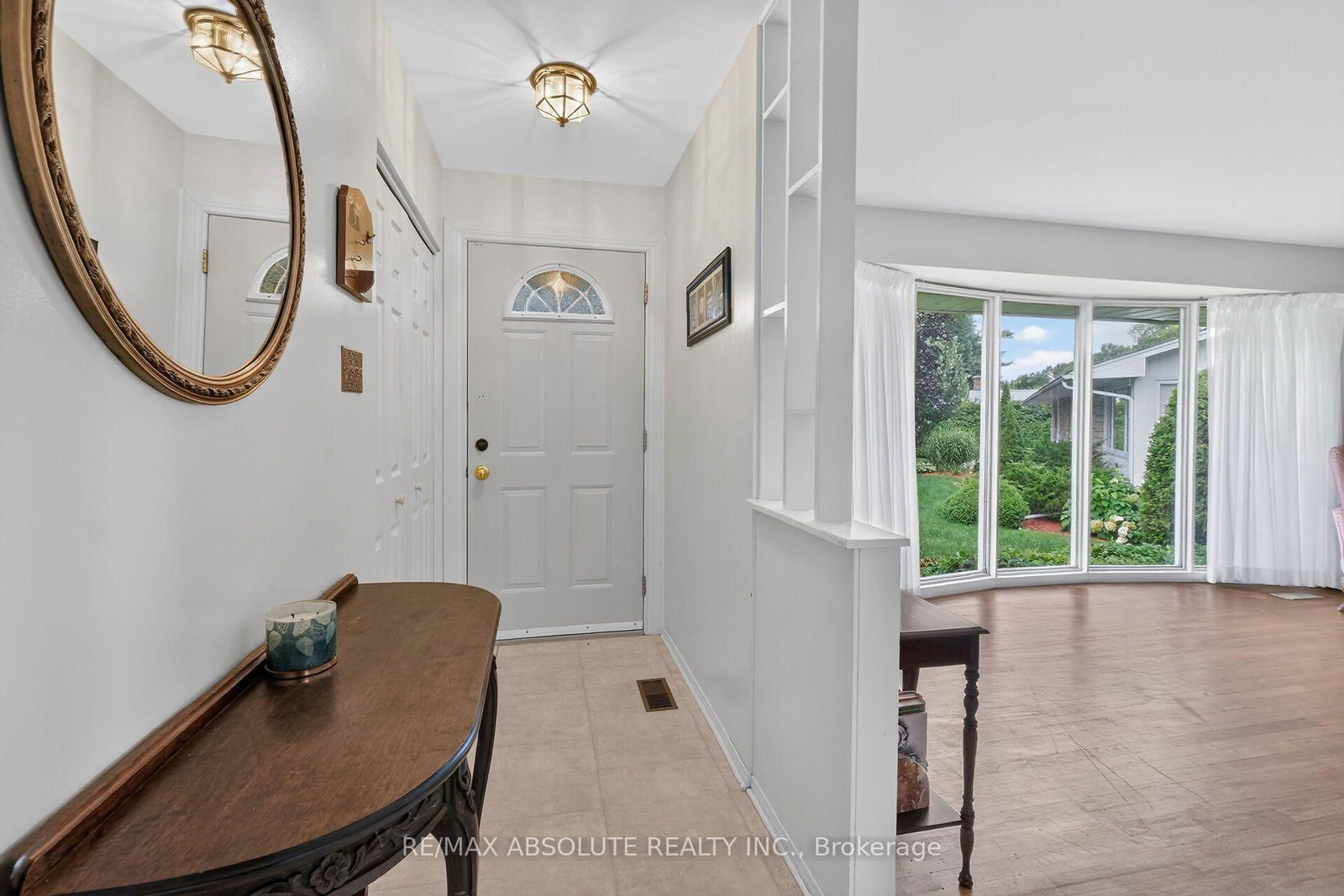 59 Evergreen Drive • Ottawa, ON photo 3