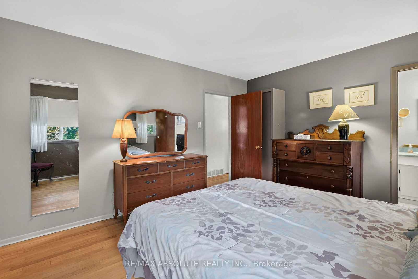 59 Evergreen Drive • Ottawa, ON photo 38