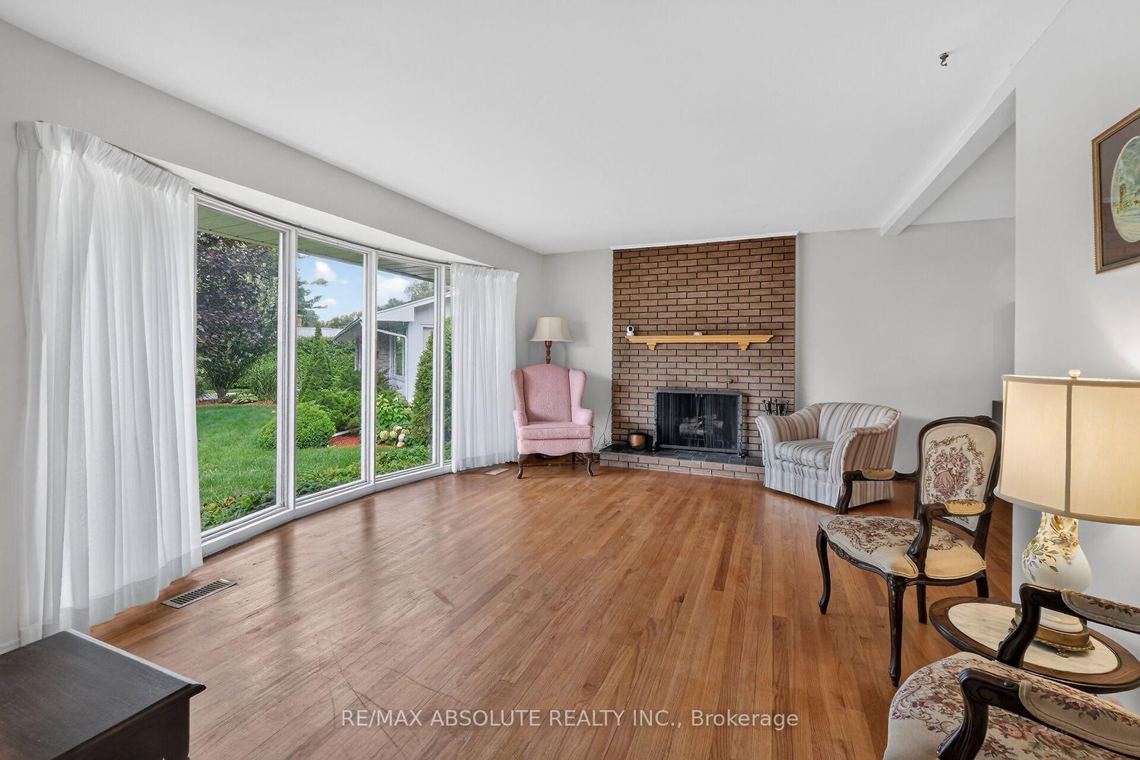 59 Evergreen Drive • Ottawa, ON photo 6