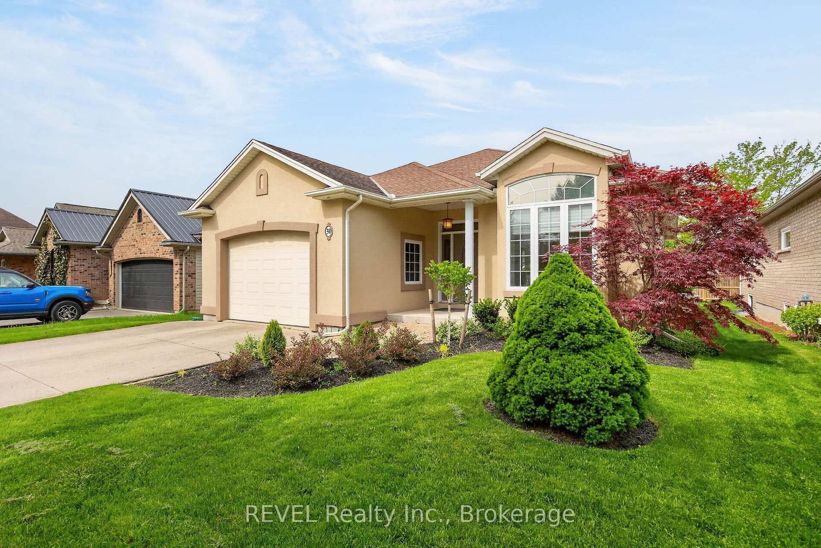 30 Bianca Drive • Niagara-on-the-Lake, ON photo 1