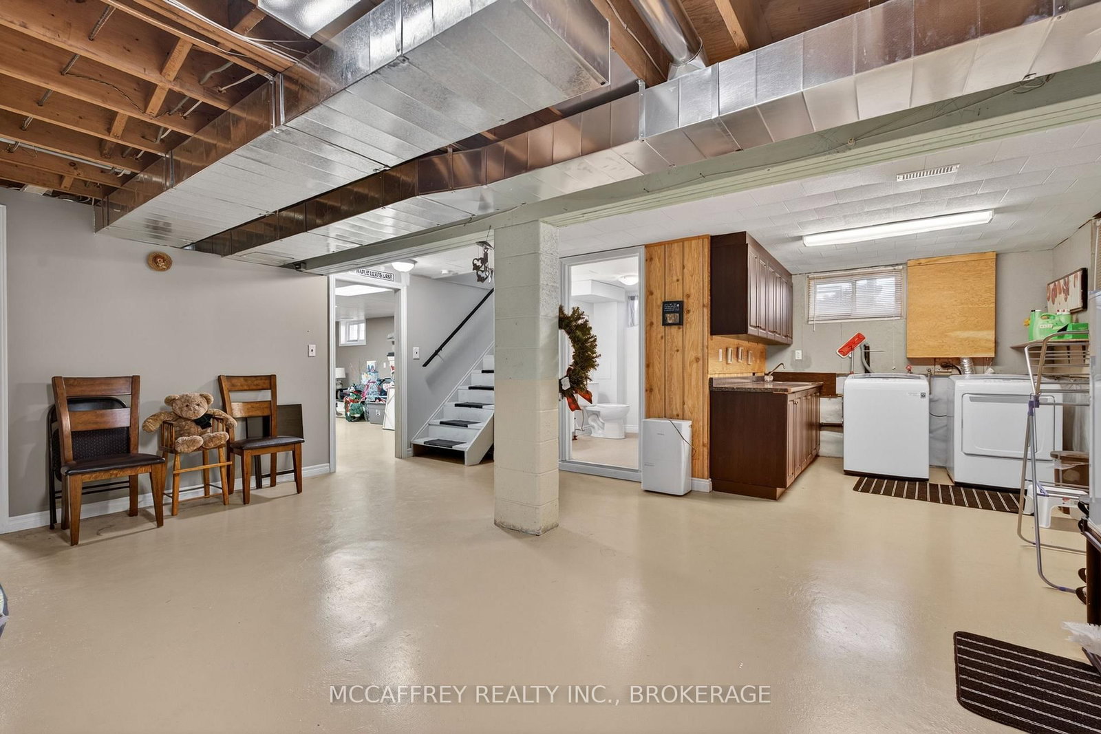 46 College Street • Tweed, ON photo 24