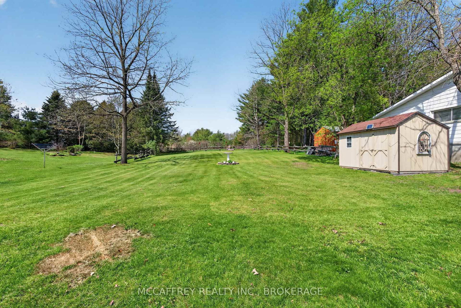 46 College Street • Tweed, ON photo 31