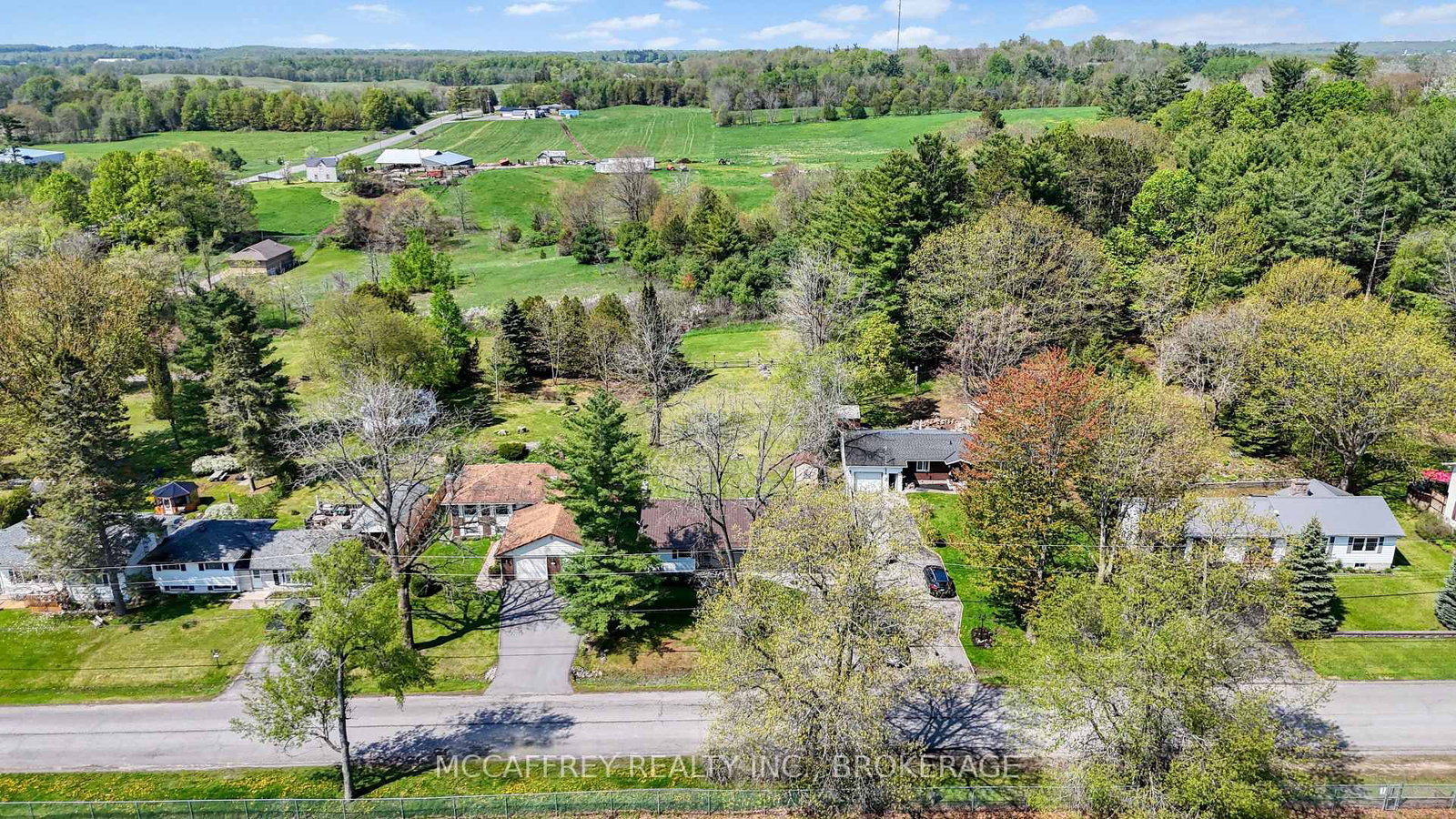 46 College Street • Tweed, ON photo 37