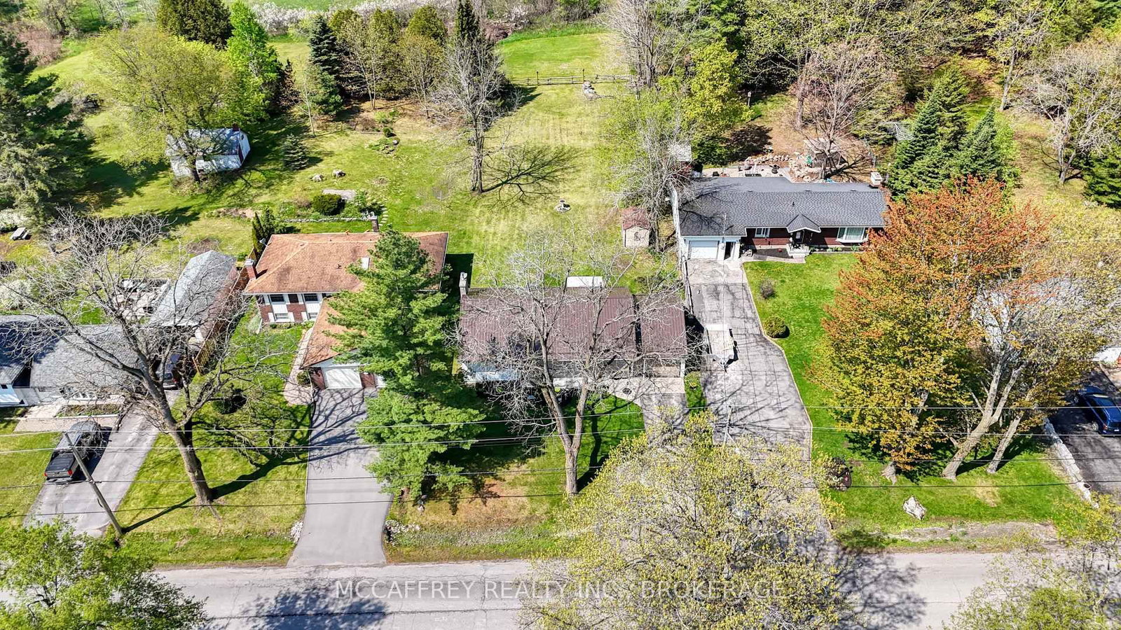 46 College Street • Tweed, ON photo 38