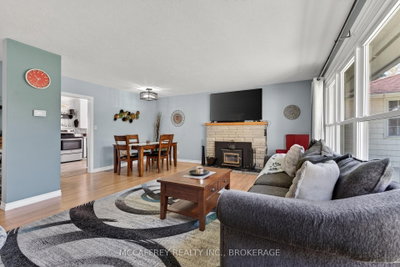 46 College Street • Tweed, ON photo 5