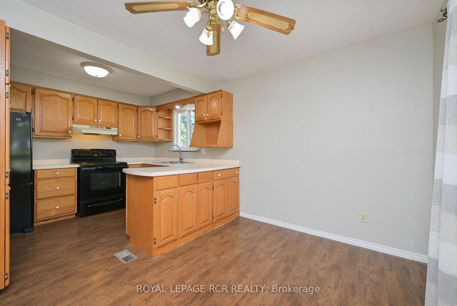 116 Ann Street • Shelburne, ON photo 6