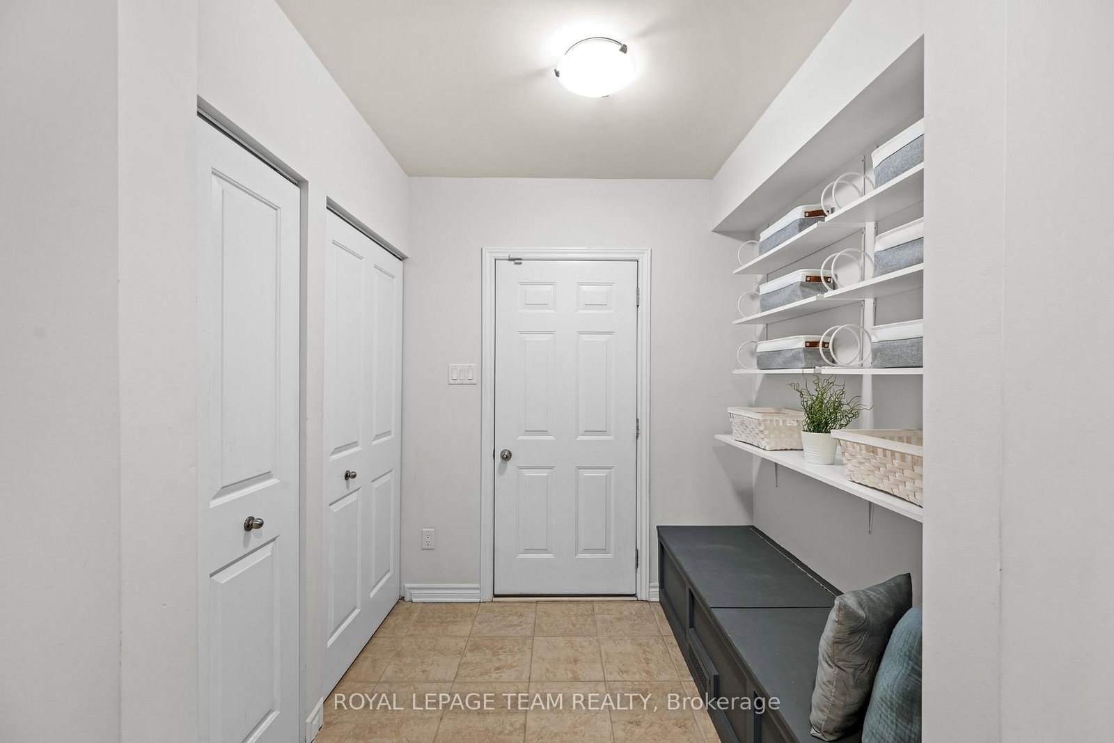 642 Tillbury Avenue W • Ottawa, ON photo 16