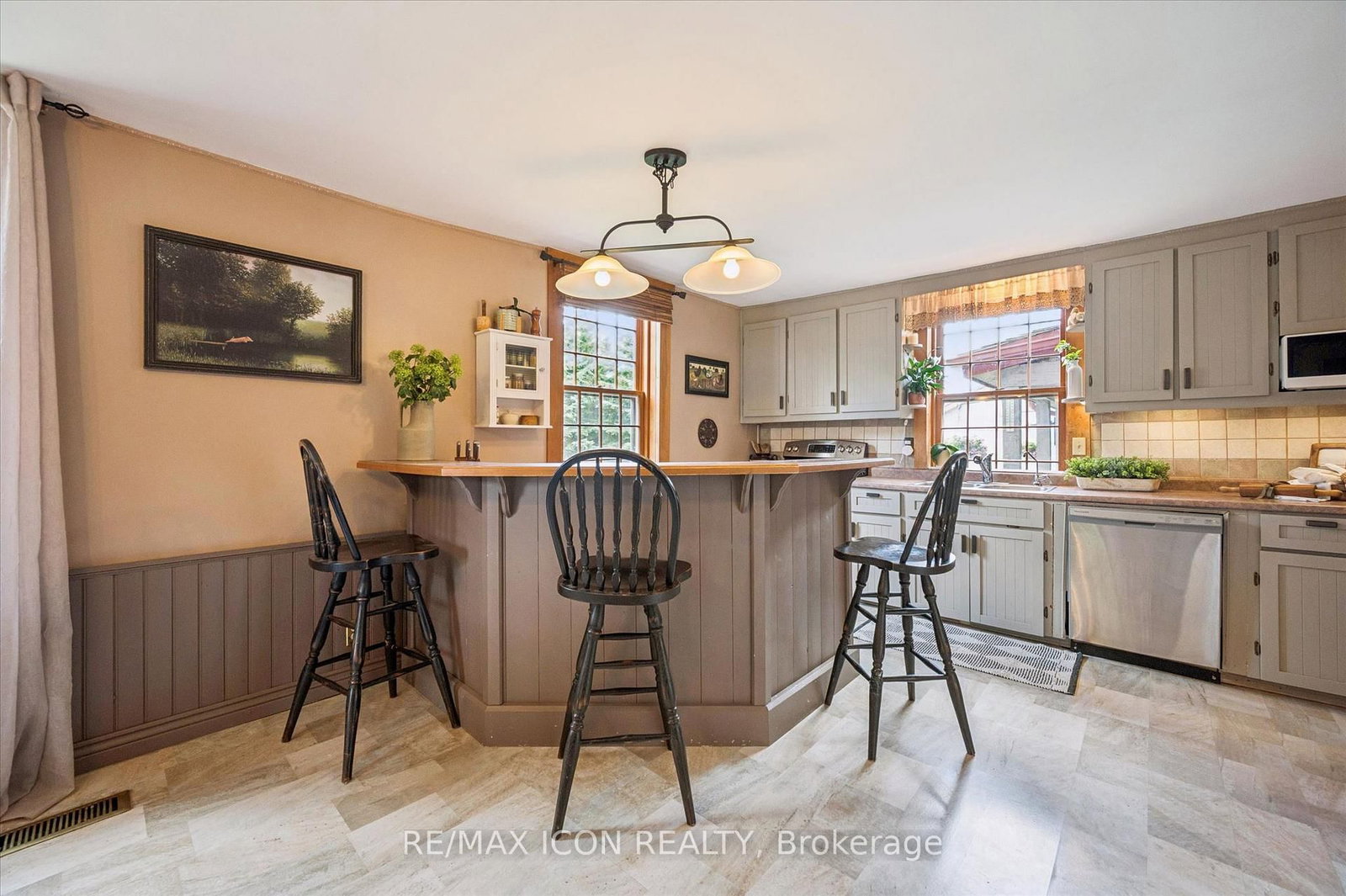 630 Robert Ferrie Drive • Kitchener, ON photo 10