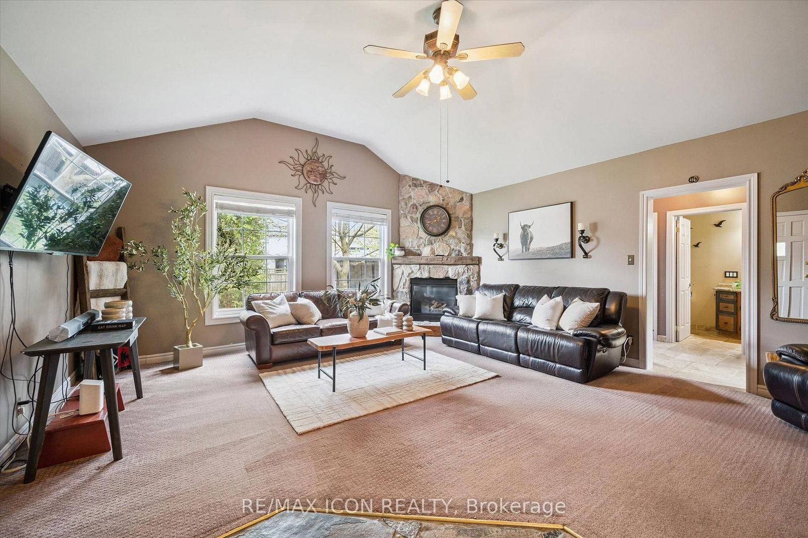 630 Robert Ferrie Drive • Kitchener, ON photo 14