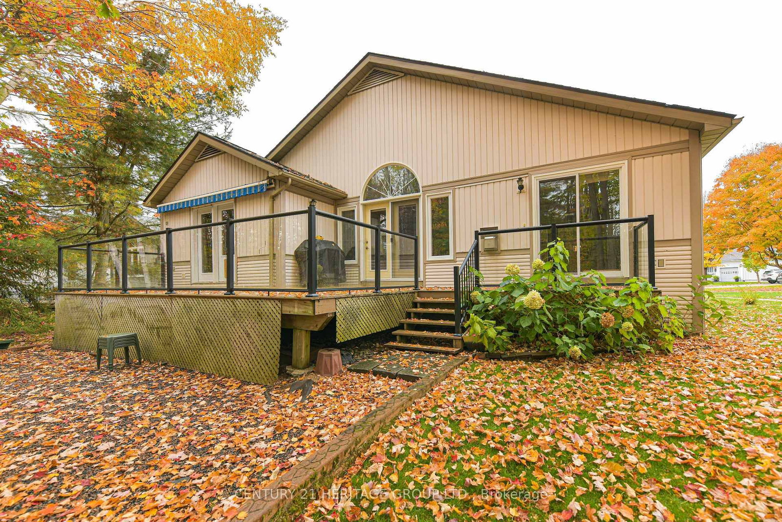 19 Springwood Crescent • Gravenhurst, ON photo 4