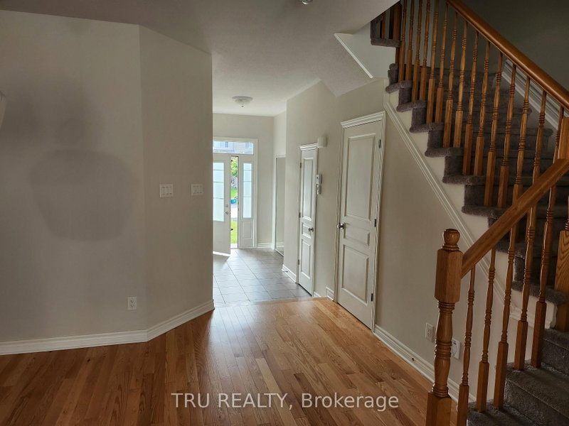 1146 BECKETT Crescent