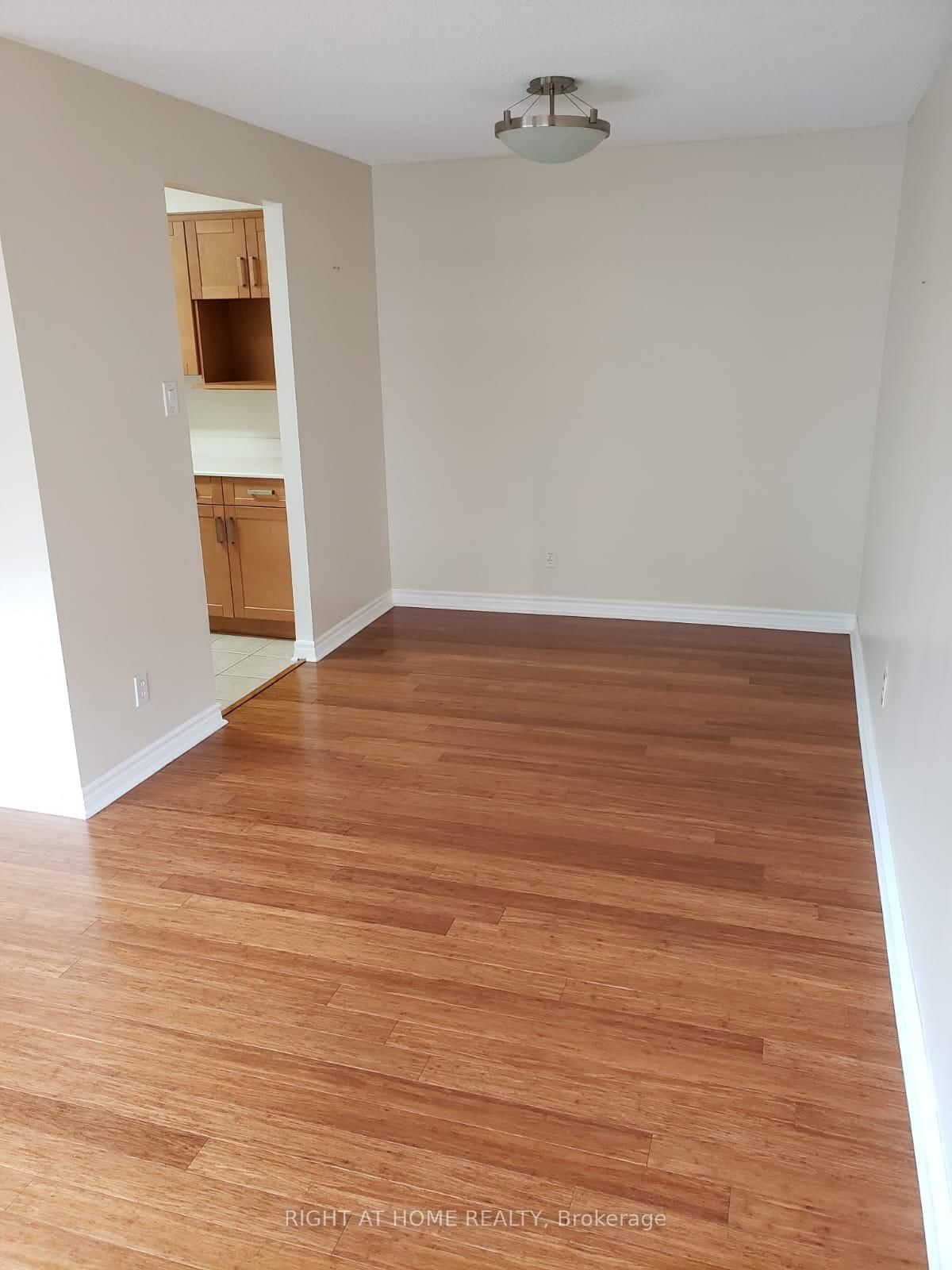 470 Laurier Avenue W • #706 • Ottawa, ON photo 10