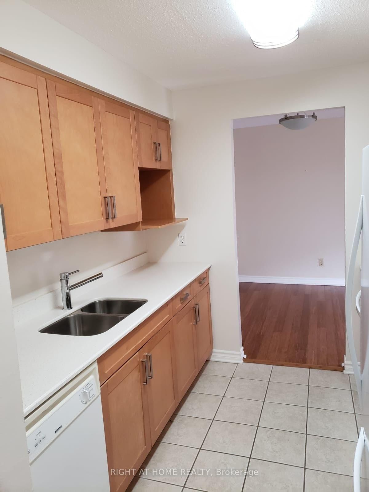 470 Laurier Avenue W • #706 • Ottawa, ON photo 13