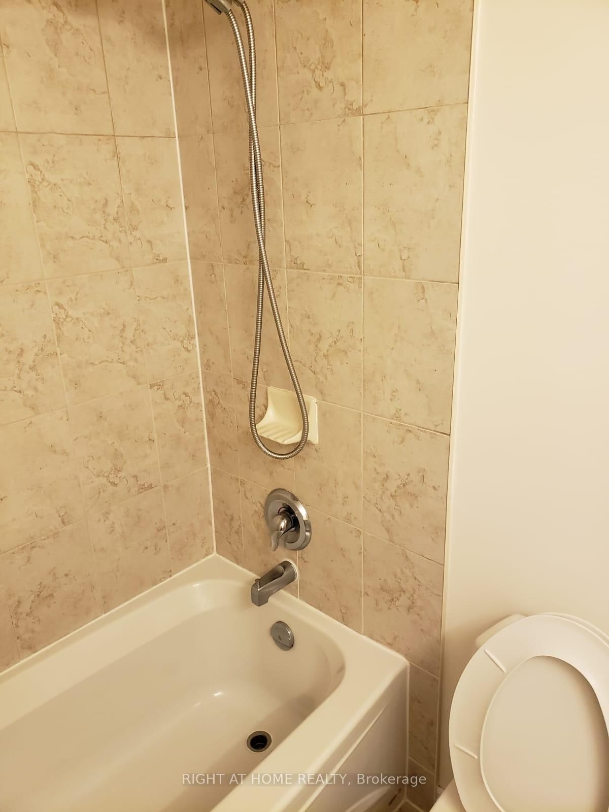 470 Laurier Avenue W • #706 • Ottawa, ON photo 17