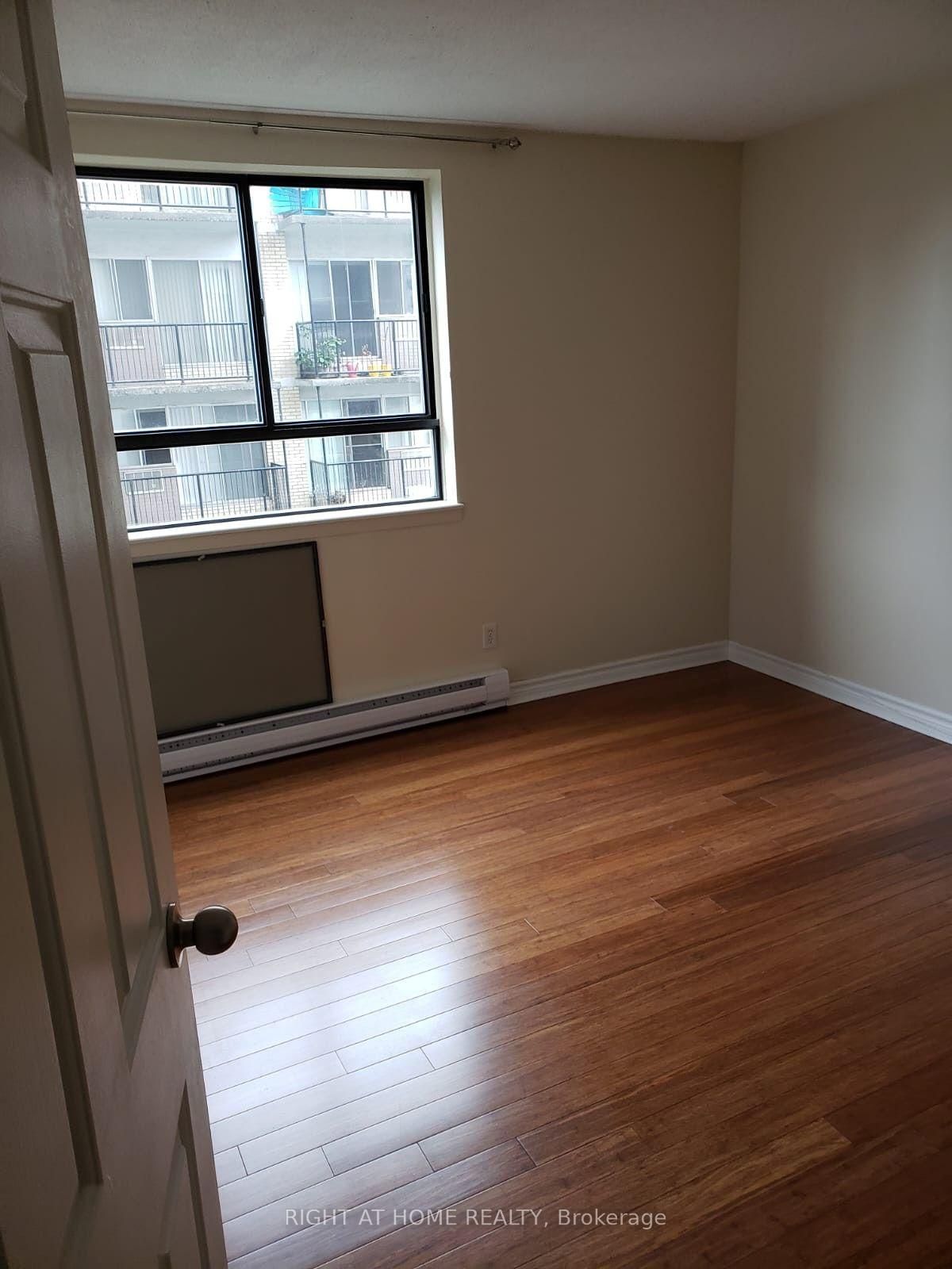 470 Laurier Avenue W • #706 • Ottawa, ON photo 19