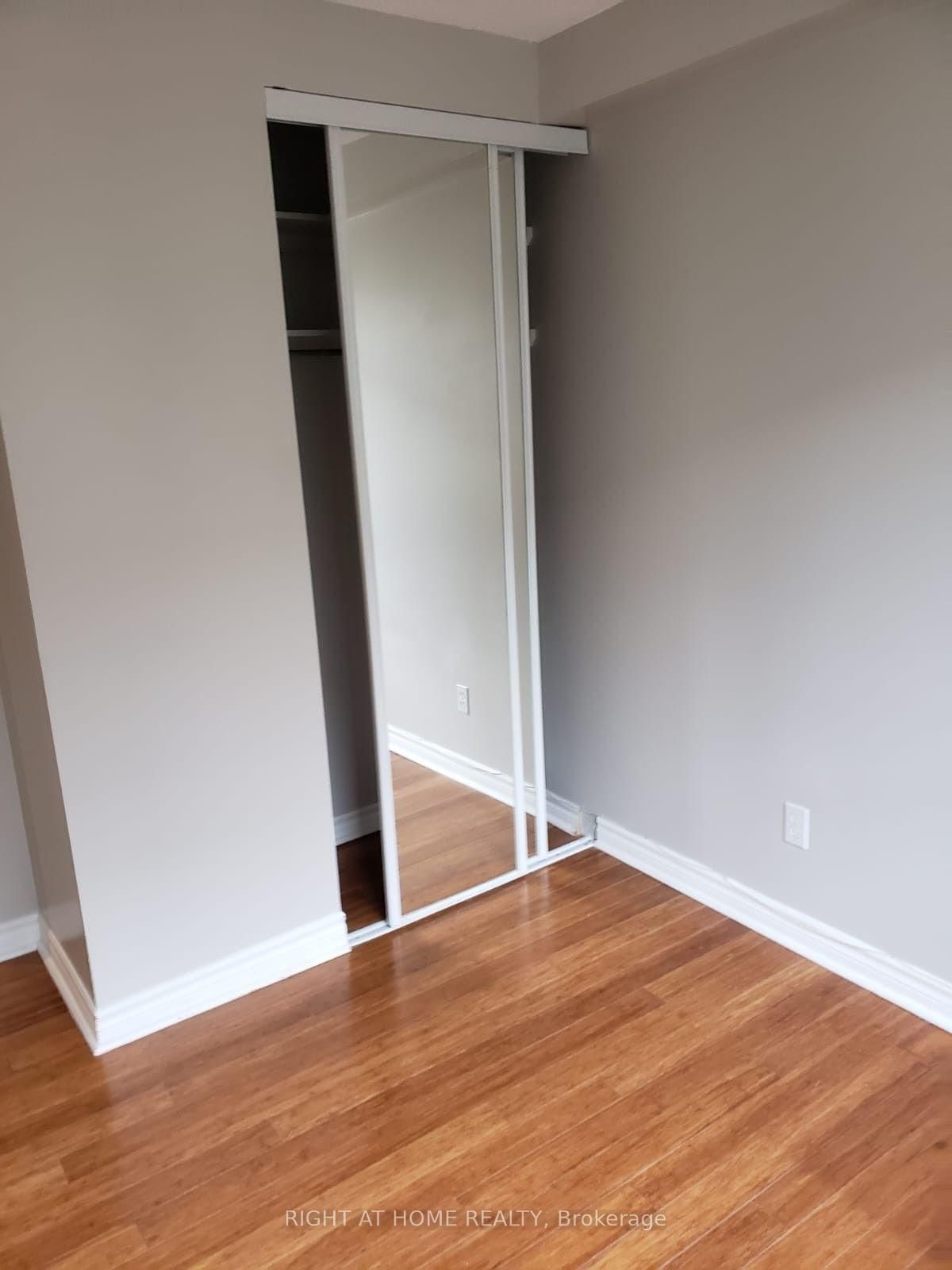 470 Laurier Avenue W • #706 • Ottawa, ON photo 20