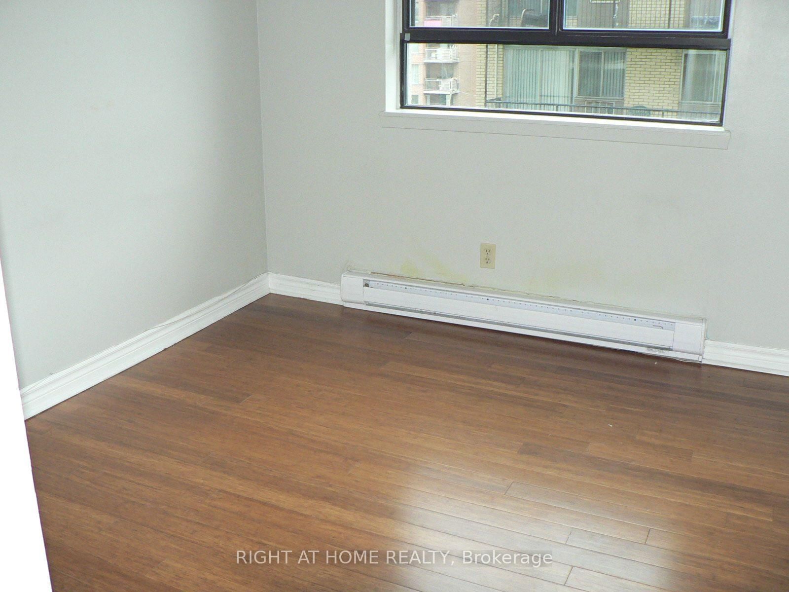 470 Laurier Avenue W • #706 • Ottawa, ON photo 26