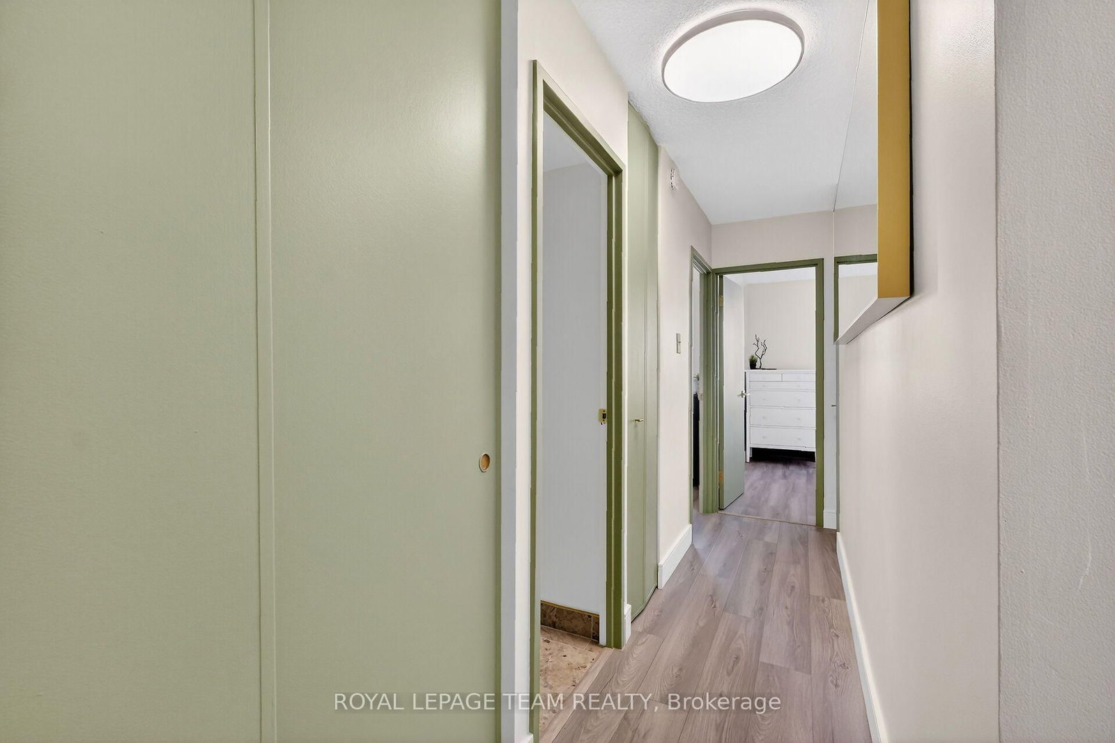 515 St Laurent Boulevard • #1809 • Ottawa, ON photo 16