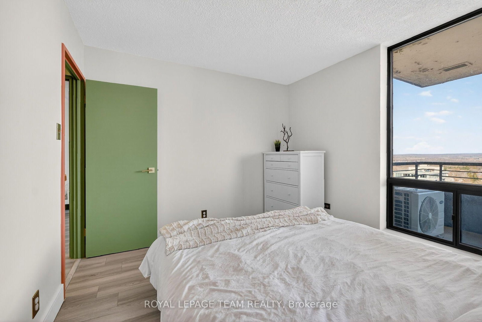 515 St Laurent Boulevard • #1809 • Ottawa, ON photo 20