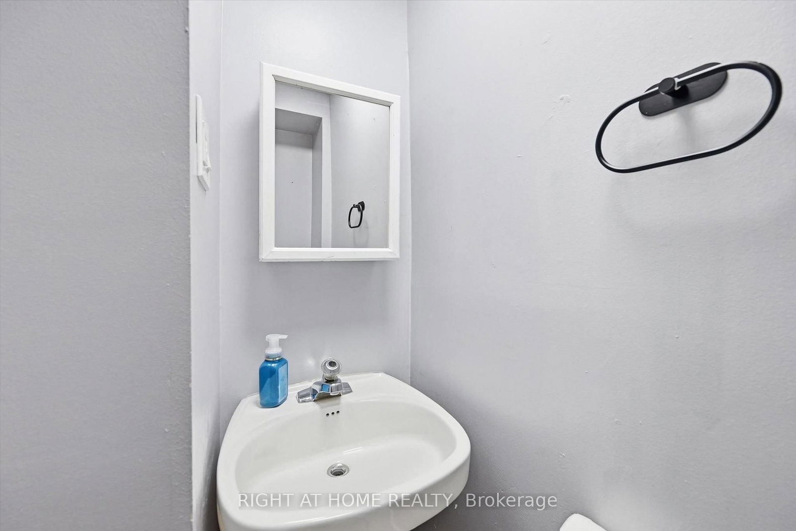 343 Cumberland Avenue • Hamilton, ON photo 27